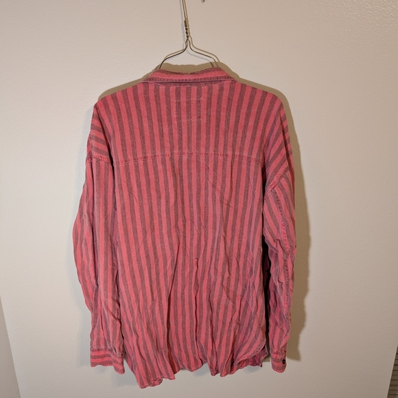 Coral Men's Striped Casual Button Down Shirt - Picture 6 of 7
